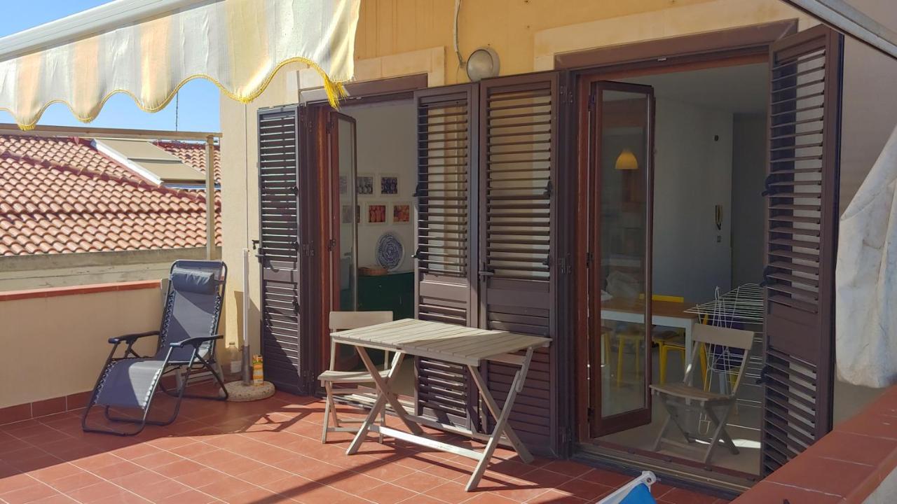 Апартаменты Casa Ciclopi Ачитрецца Экстерьер фото